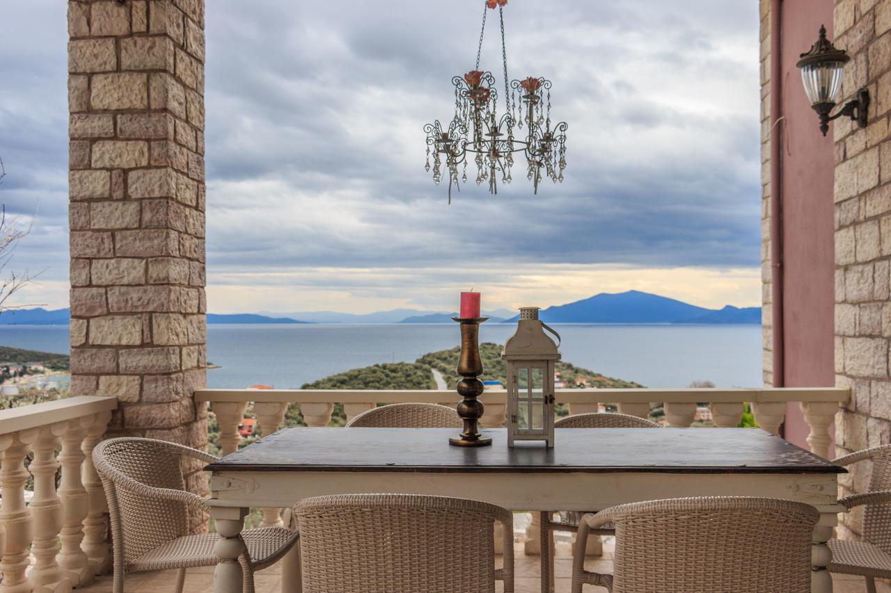 Eva'S Luxury Villa Kritharia  Exterior photo